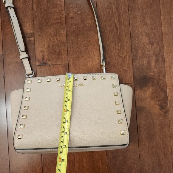 Michael Kors selma leather stud-embellished crossbody bag - Picture 4 of 11